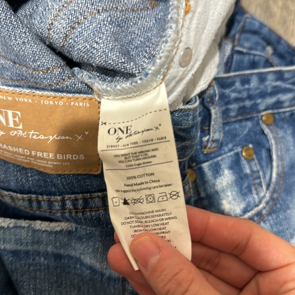 • ONE TEASPOON • Women’s Trashed Freebirds Destroyed Ankle Zip Straight Leg Jean - Picture 5 of 5